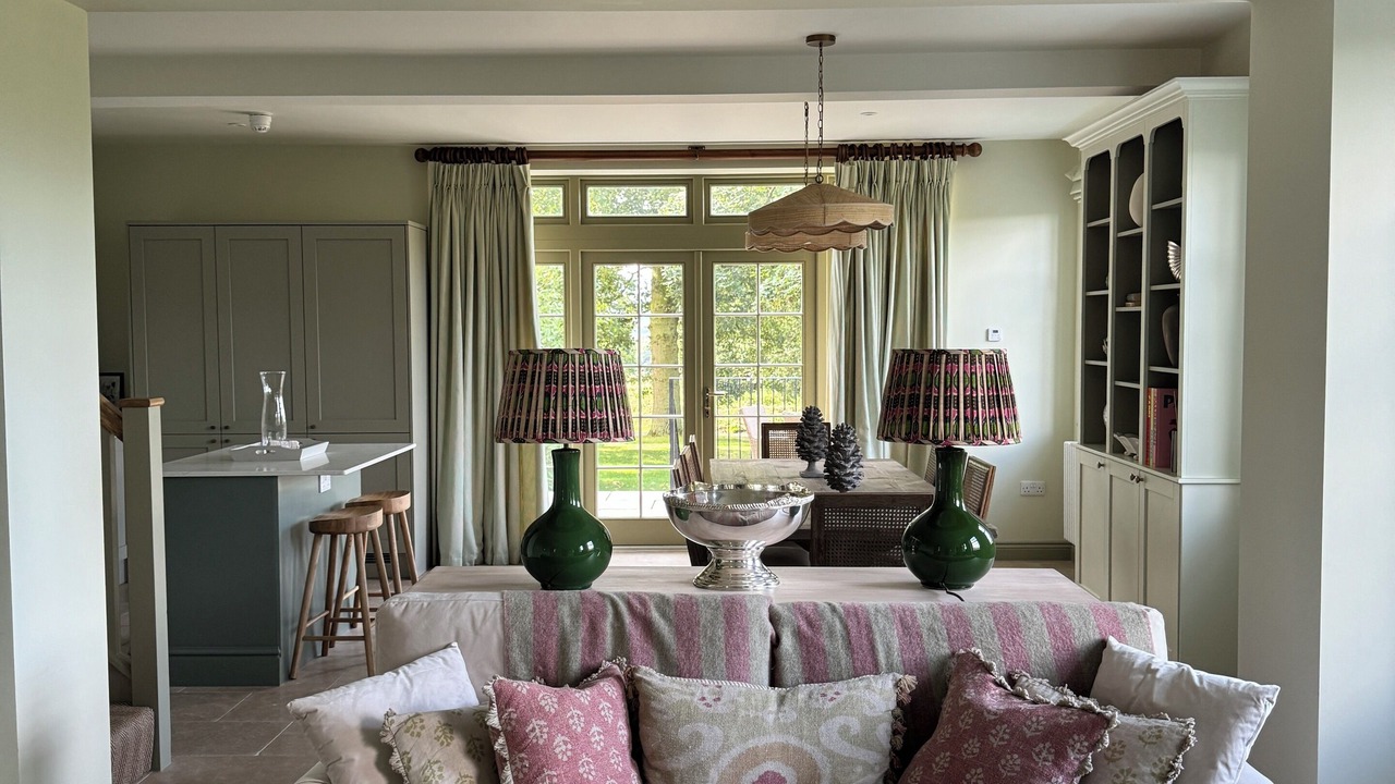 Photo of Others in Elcot