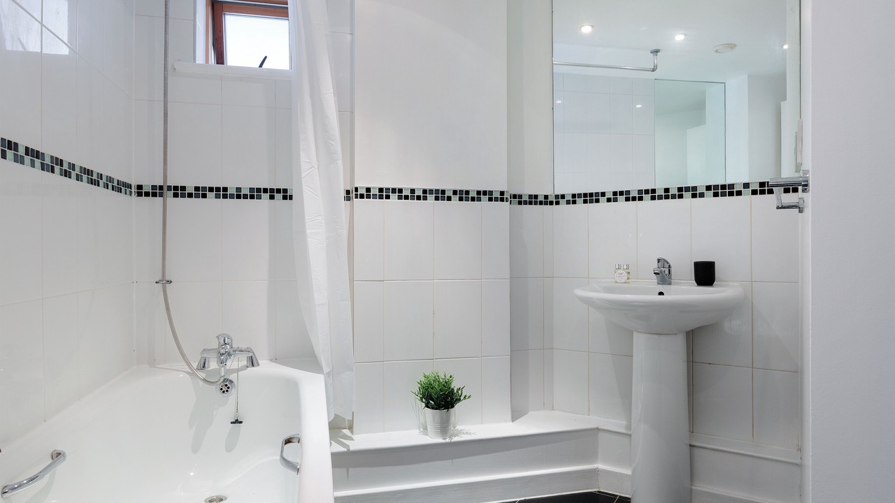 Photo of Bathroom in Bromley South