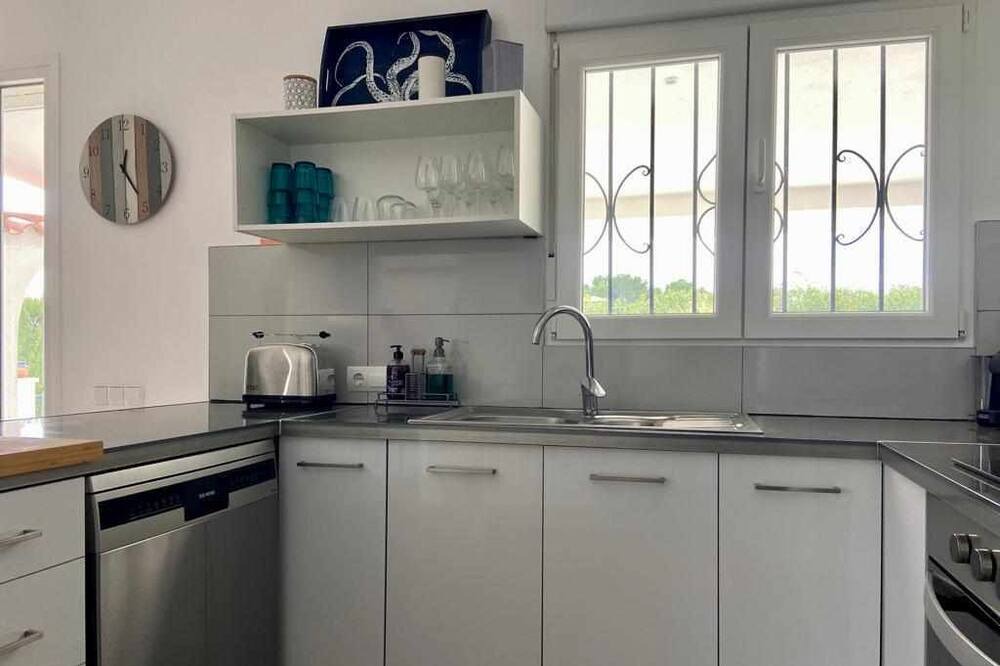 Photo of Kitchen in Les Tres Cales