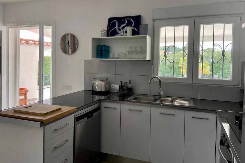 Photo of Kitchen in Les Tres Cales