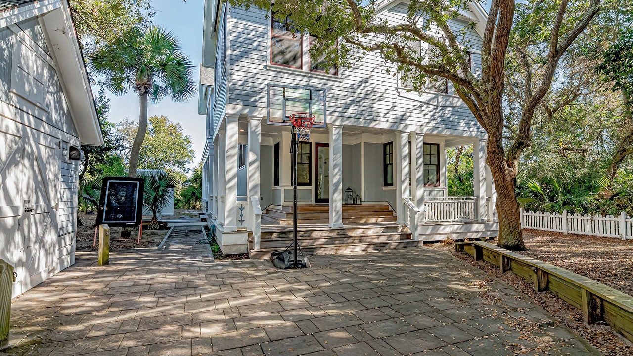 Photo of Outdoor in Cape Fear Station