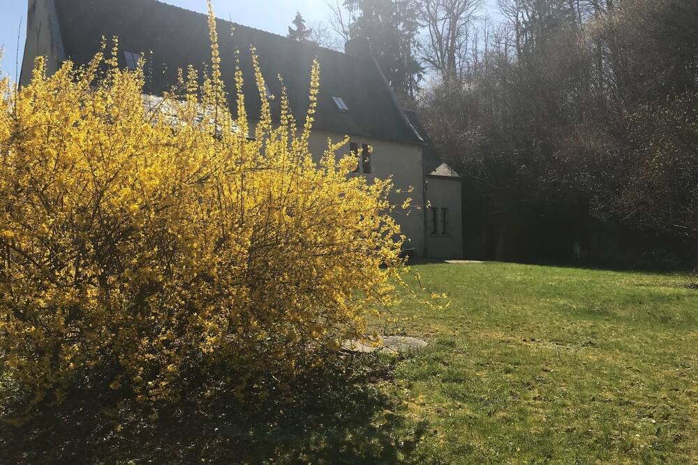 Photo of Outdoor in Les Essards