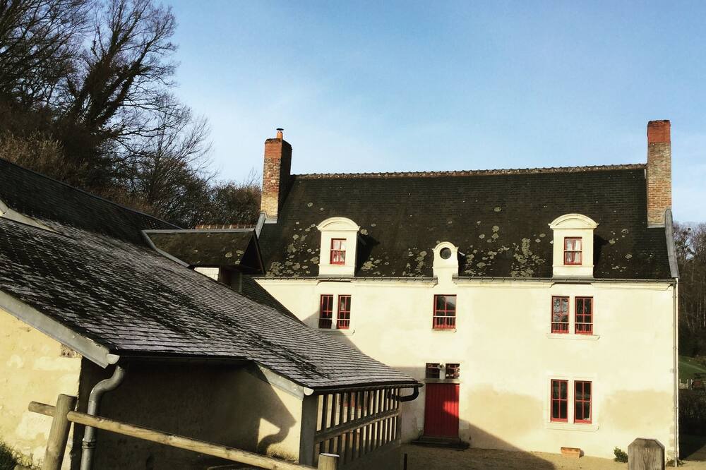 Photo of Outdoor in Les Essards