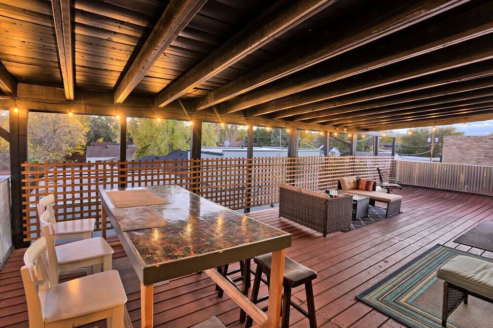 Photo of Outdoor in Barths