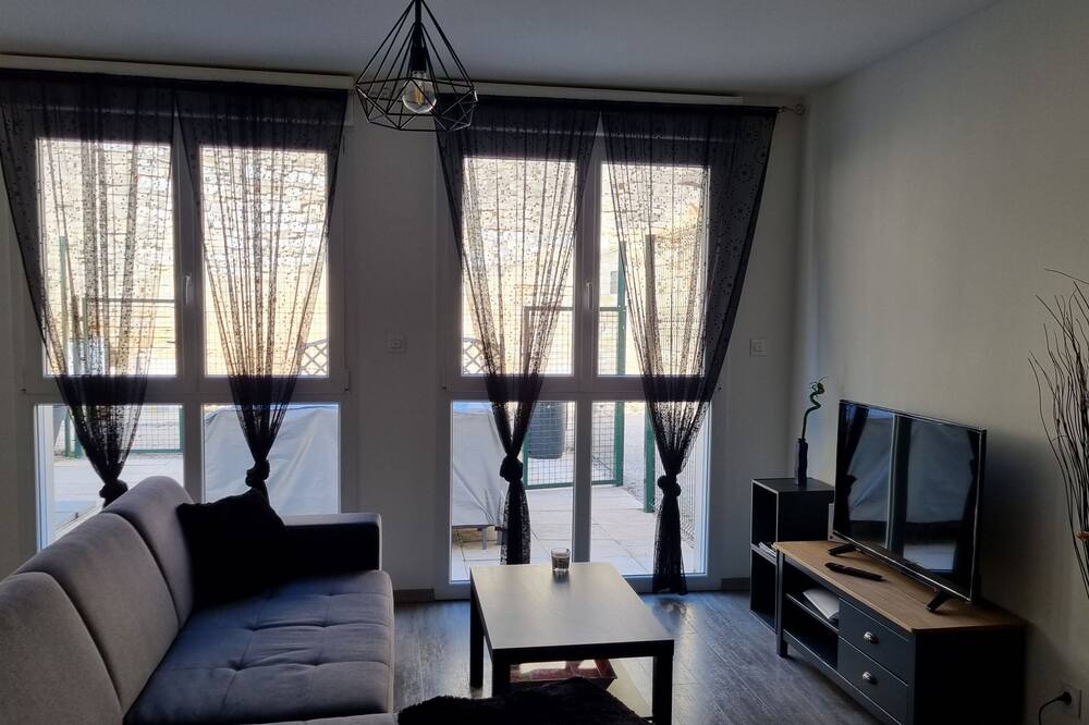 Photo of Livingroom in Nuits-Saint-Georges