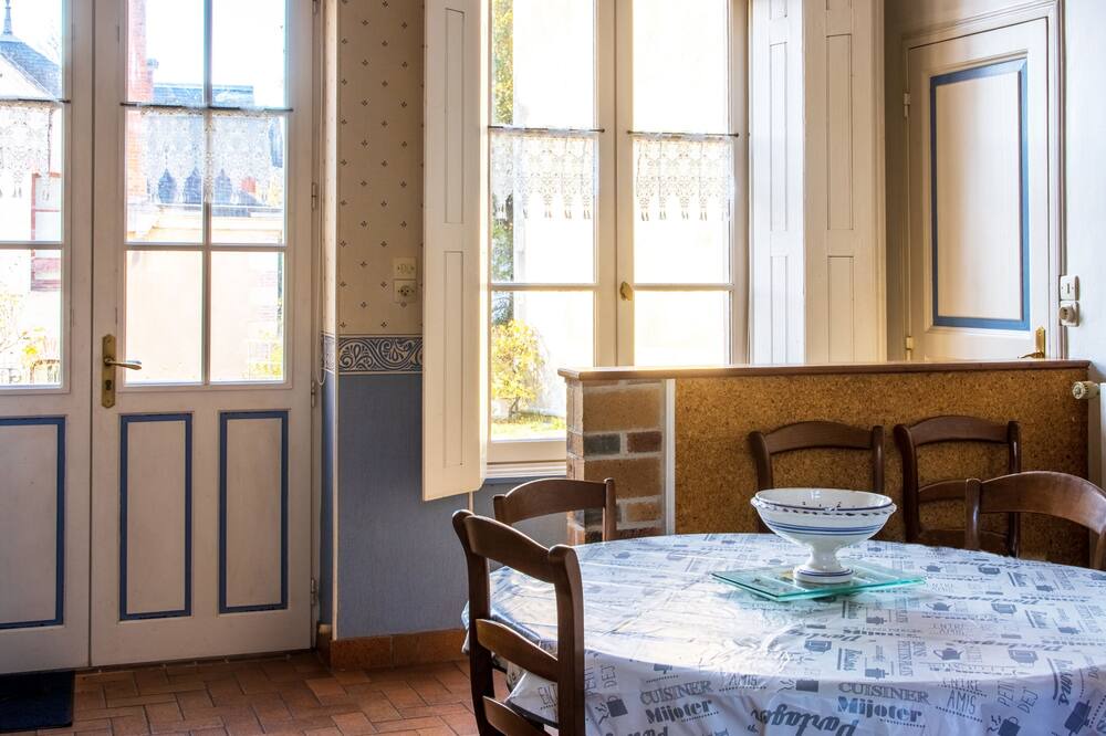 Photo of Kitchen in Saint-Benoit