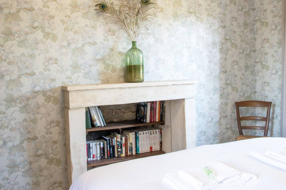 Photo of Bedroom in Saint-Benoit