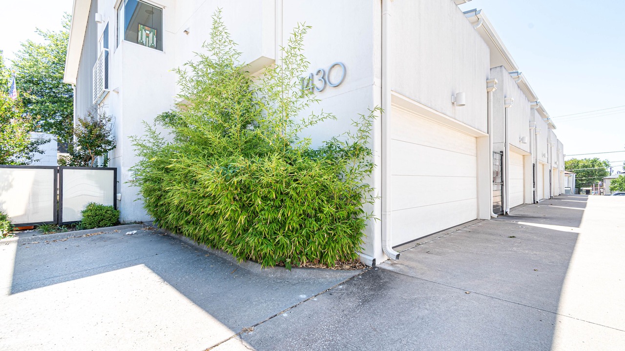 Photo of Outdoor in Cherry Street