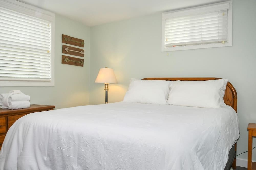 Photo of Bedroom in Northwest Vancouver