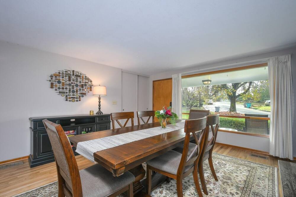 Photo of Kitchen in Northwest Vancouver