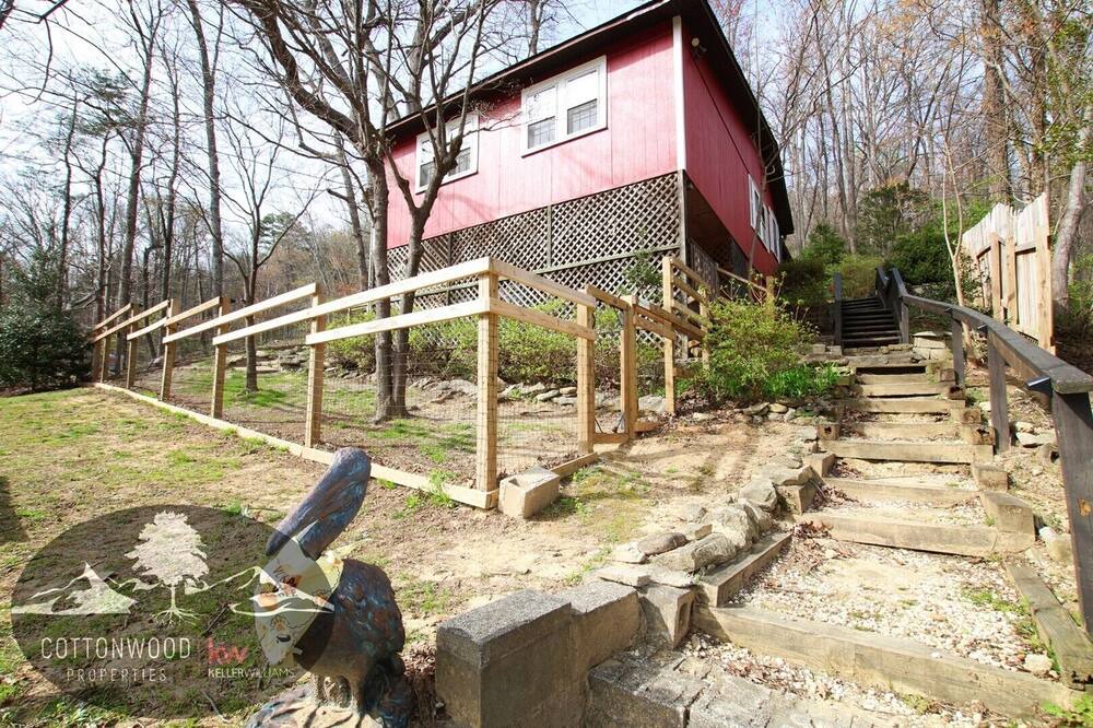 Photo of Others in Chimney Rock