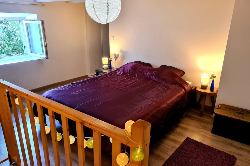 Photo of Bedroom in Amancy