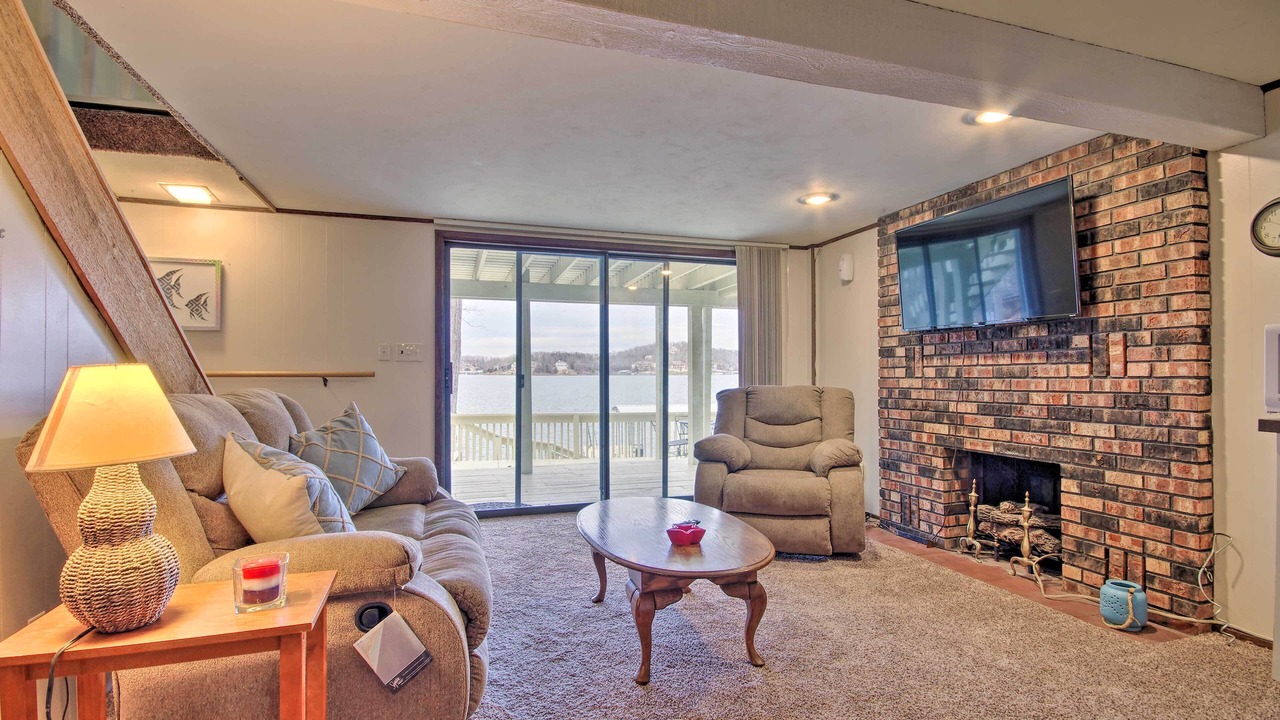 Photo of Livingroom in Sunrise Beach