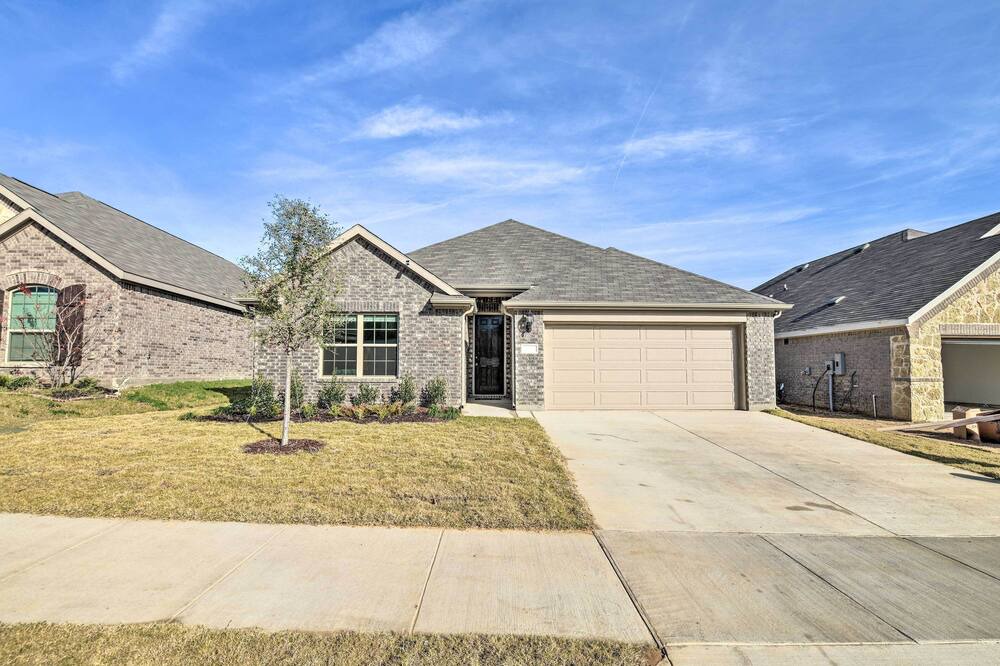 Photo of Outdoor in Burleson
