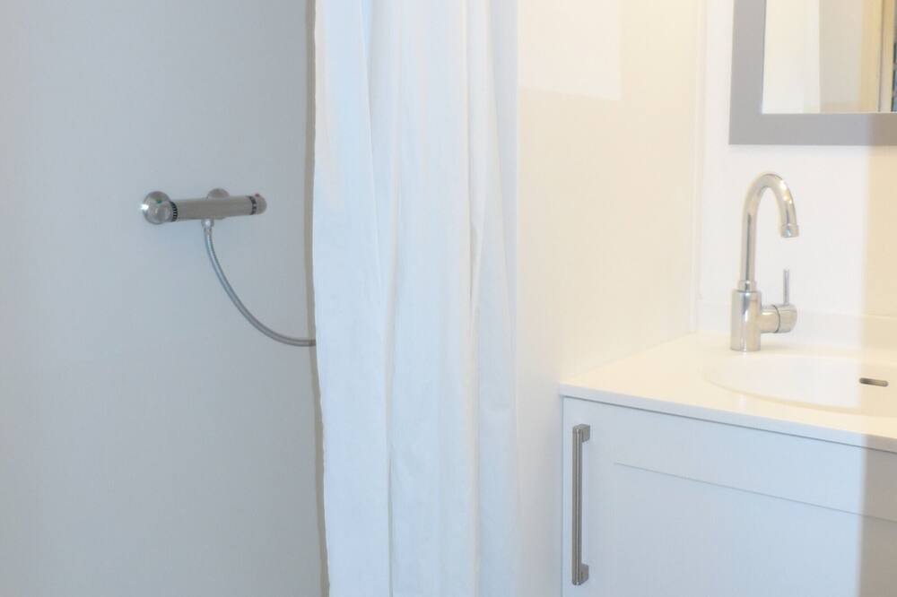 Photo of Bathroom in Port Guillaume