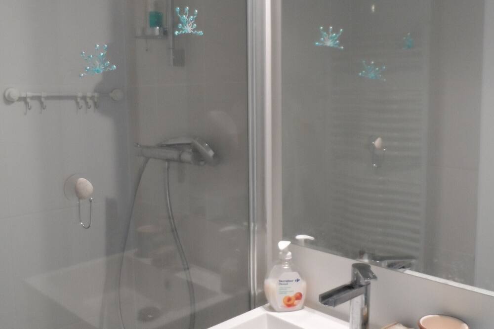 Photo of Bathroom in Cabourg