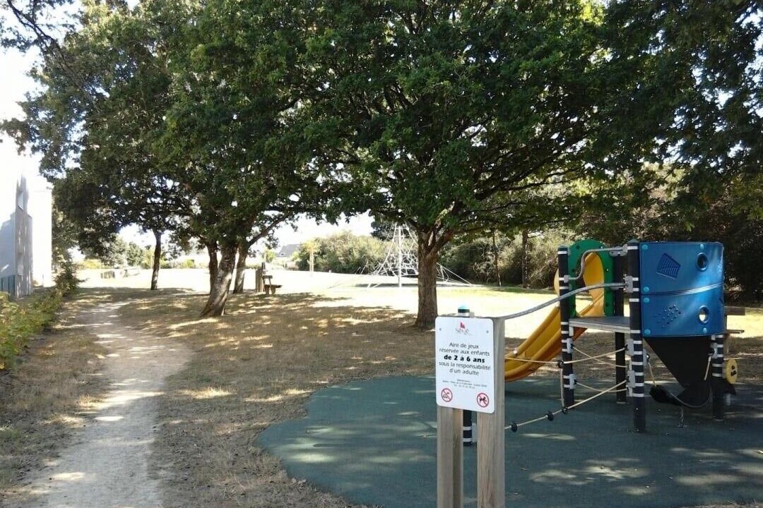 Photo of Outdoor in Sene