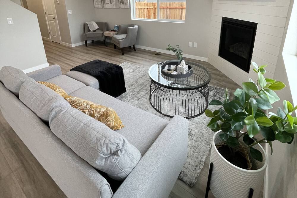 Photo of Livingroom in Vancouver