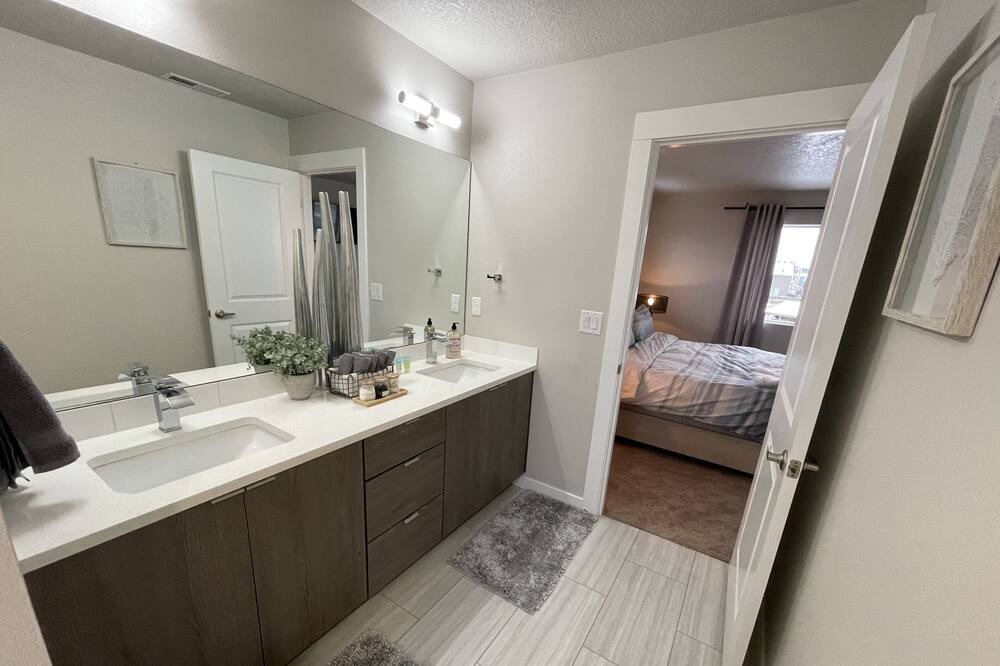 Photo of Others in Vancouver