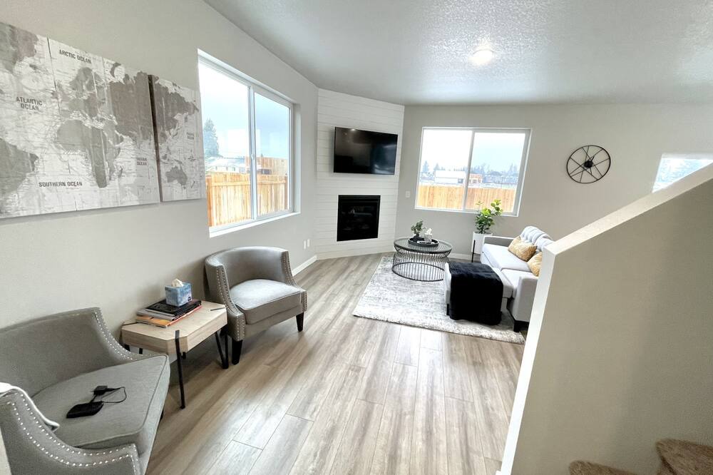 Photo of Livingroom in Vancouver