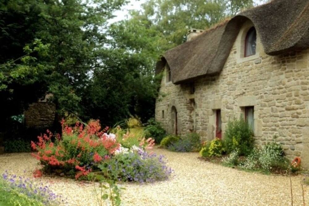 Photo of Outdoor in Melrand