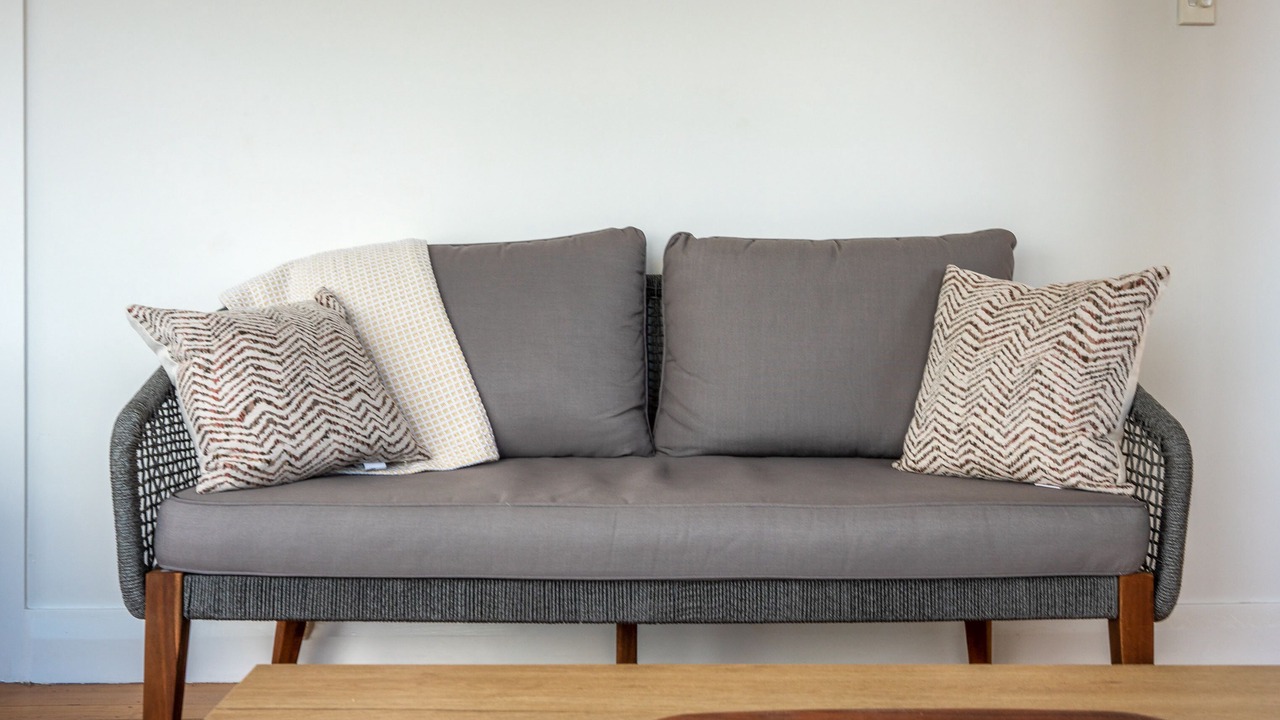 Photo of Others in Surfdale