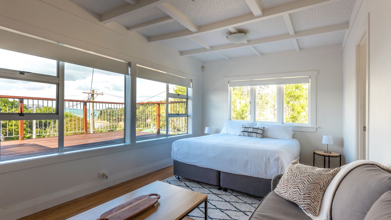 Photo of Others in Surfdale