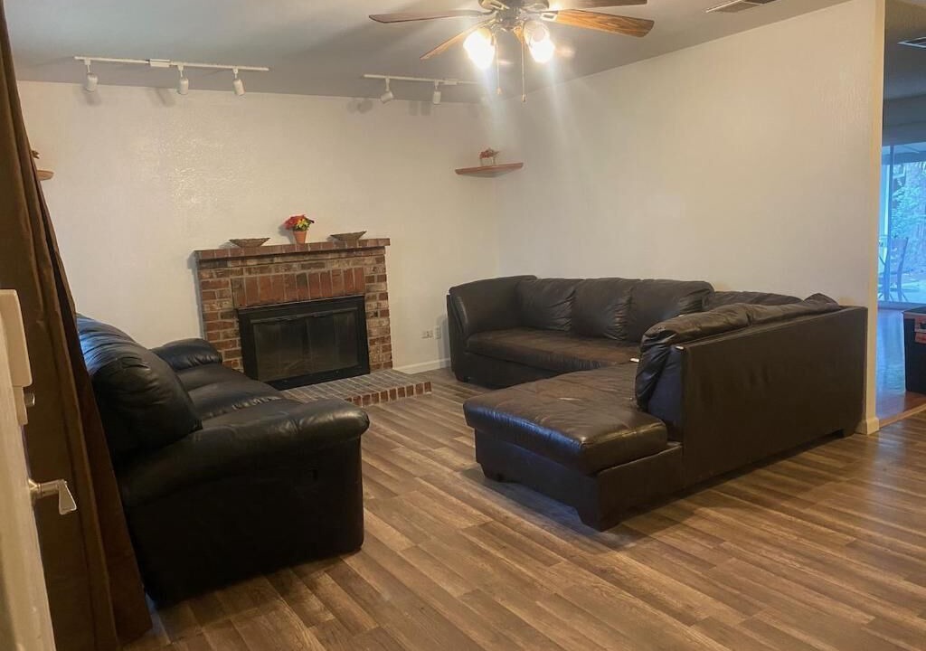 Photo of Livingroom in Sacramento