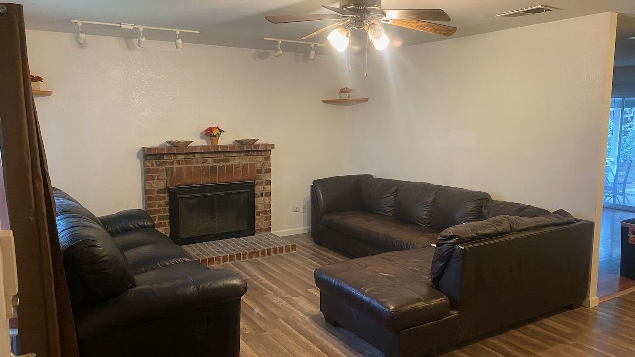 Photo of Livingroom in Sacramento