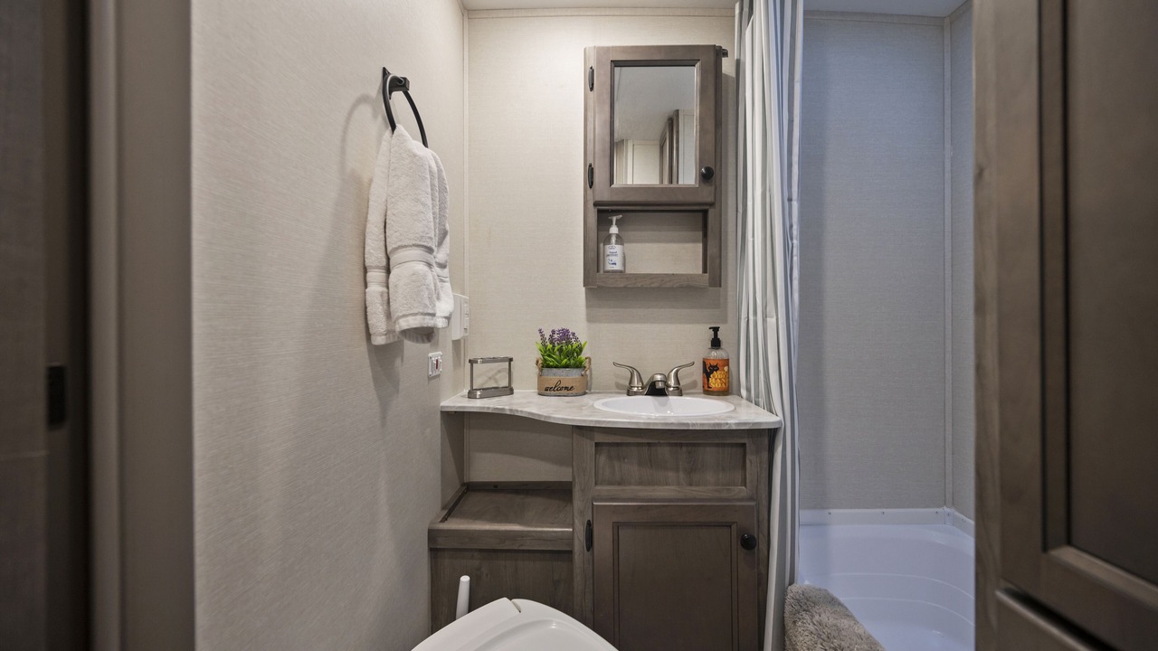 Photo of Bathroom in Golden