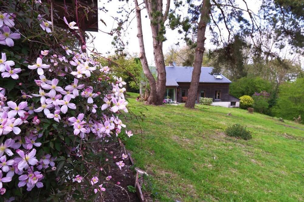 Photo of Outdoor in Ablon