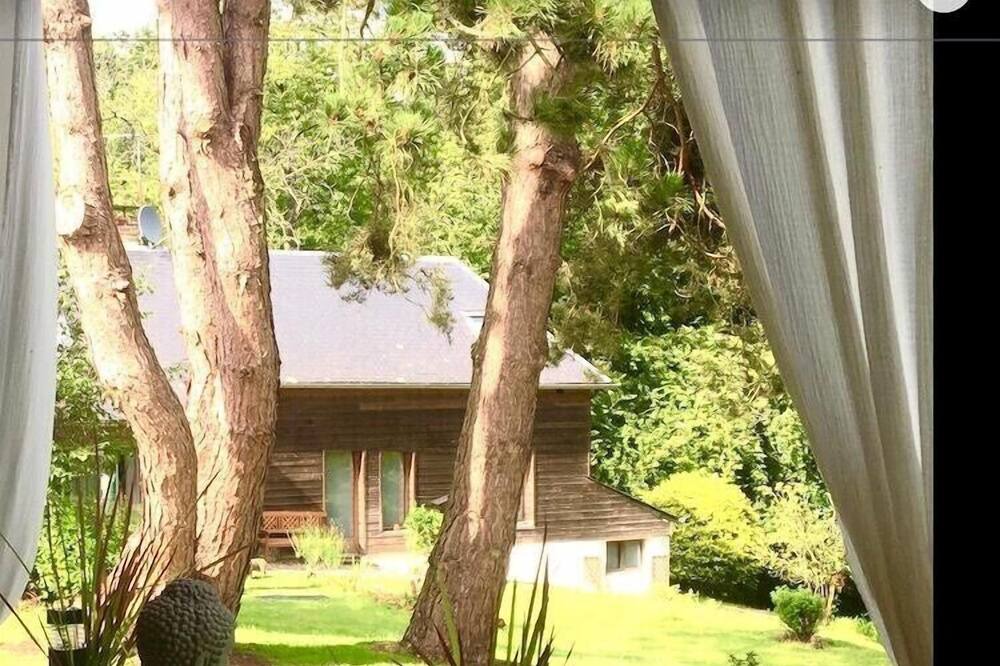 Photo of Outdoor in Ablon