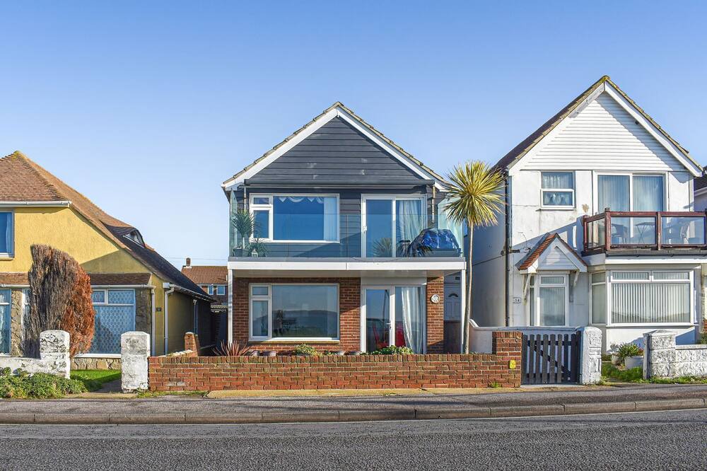 Photo of Outdoor in Lee-on-the-Solent