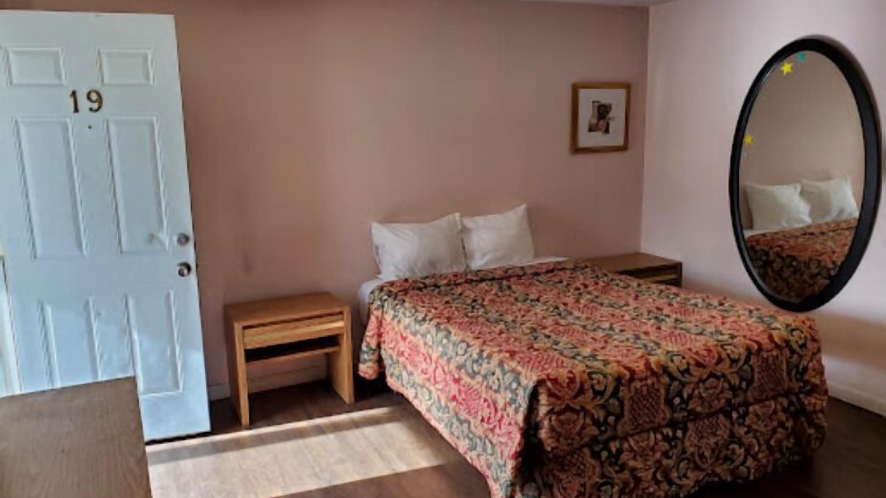 Photo of Bedroom in Rock Falls