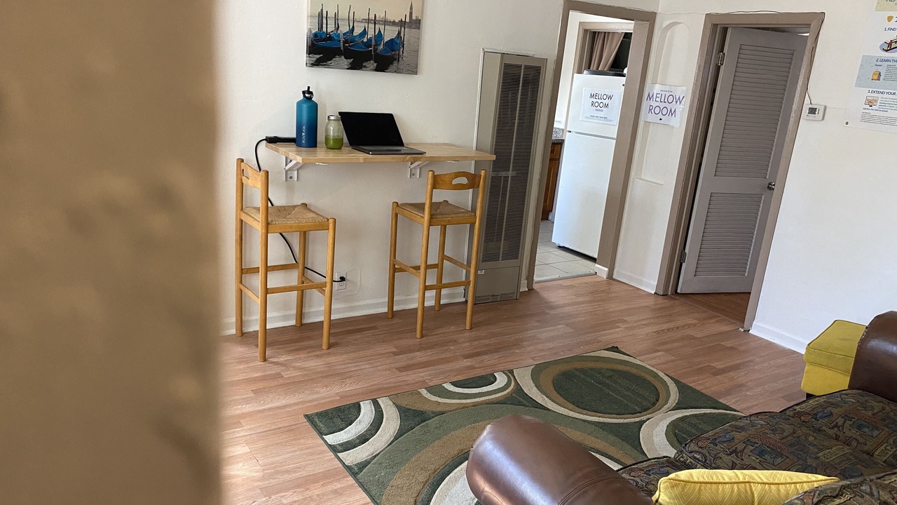 Photo of Livingroom in Old North Sacramento