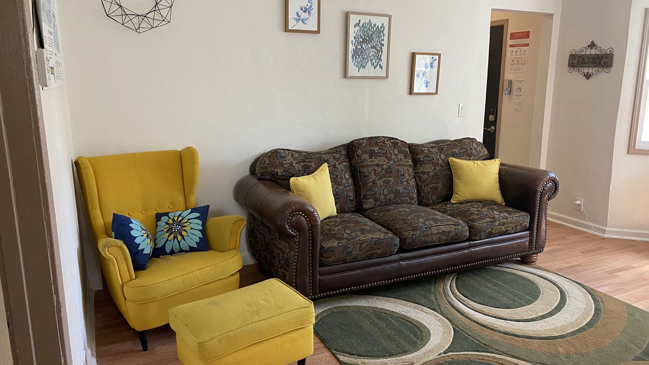 Photo of Livingroom in Old North Sacramento