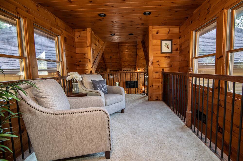 Photo of Bedroom in Silver Creek