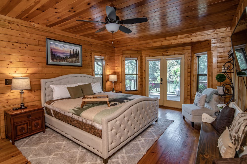 Photo of Bedroom in Silver Creek