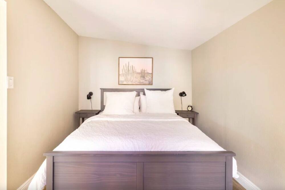 Photo of Bedroom in Tempe