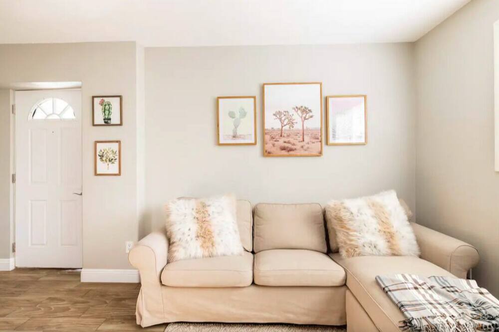 Photo of Livingroom in Tempe