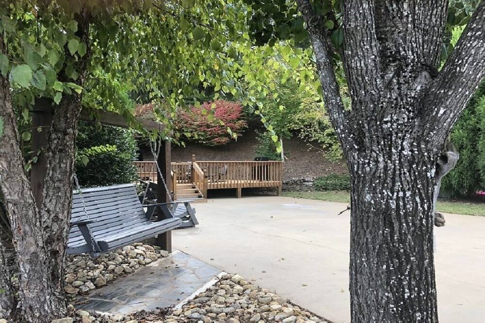 Photo of Outdoor in Lake Lure