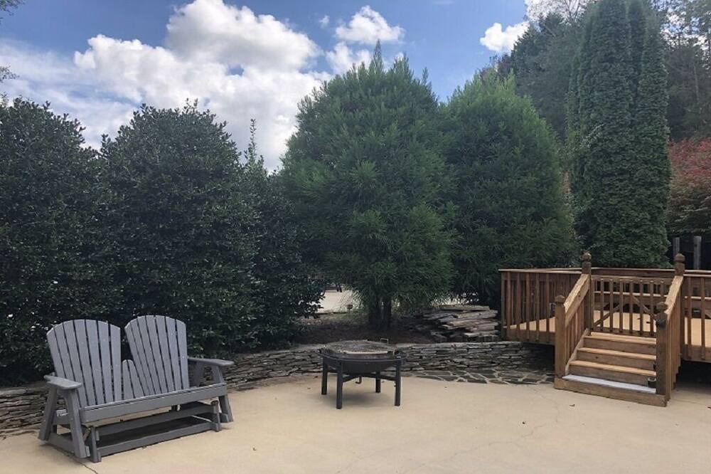 Photo of Outdoor in Lake Lure