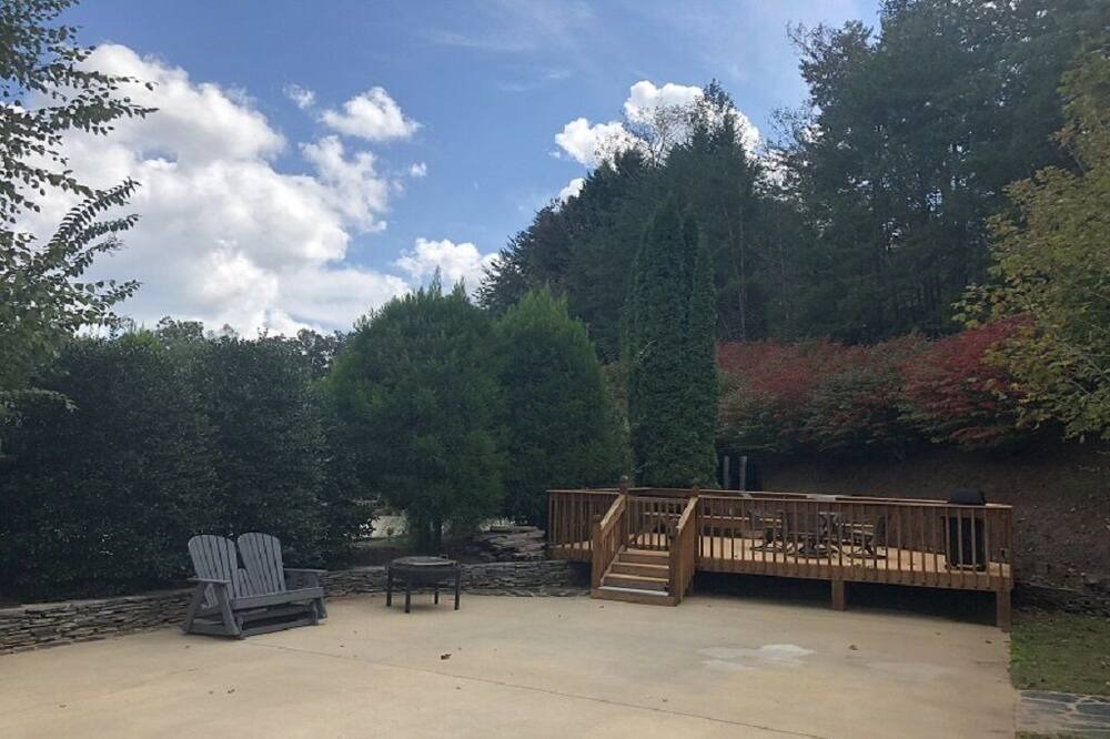 Photo of Outdoor in Lake Lure