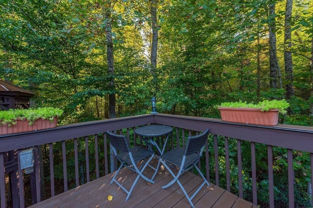 Photo of Patio Balcony in Lake Lure