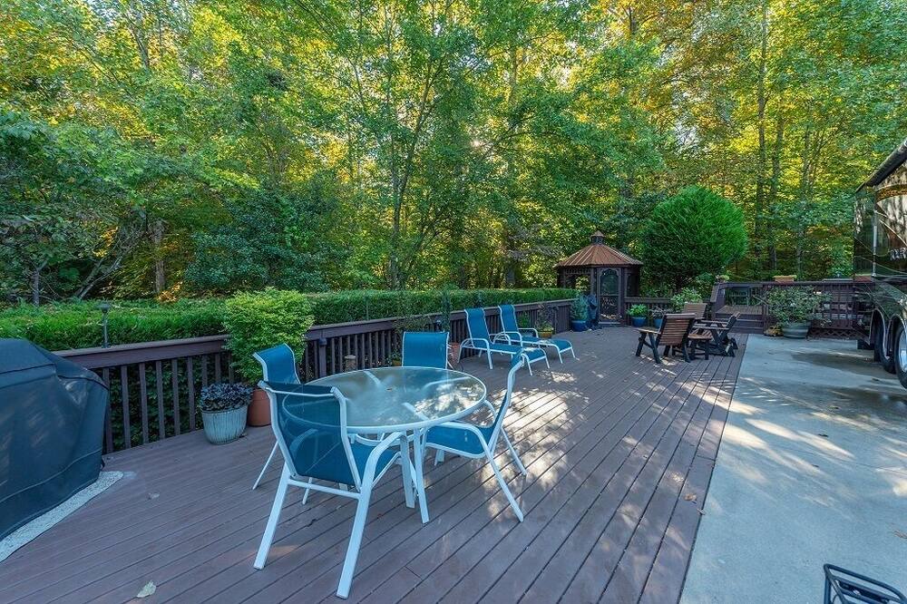 Photo of Patio Balcony in Lake Lure