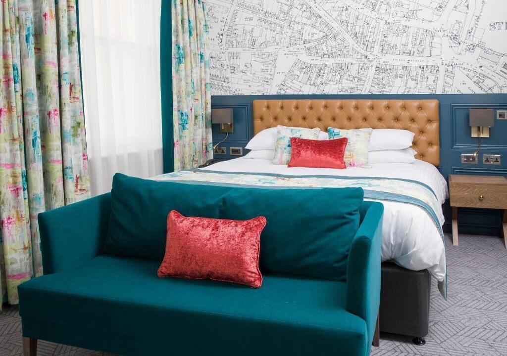 Photo of Bedroom in Leamington Spa