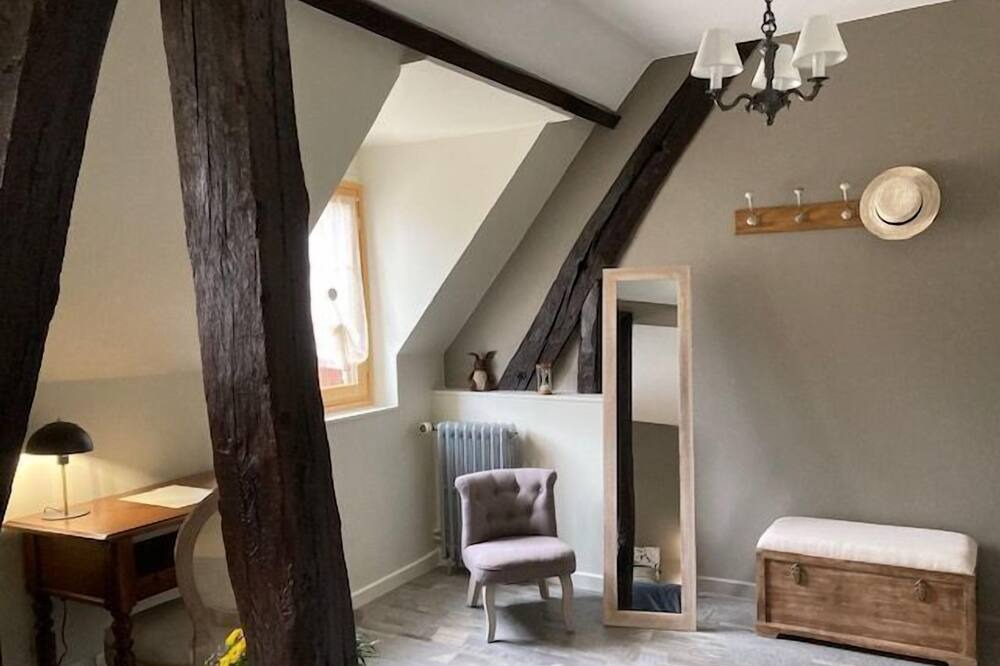 Photo of Bedroom in Poce-sur-Cisse