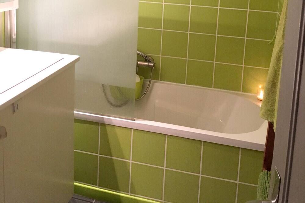 Photo of Bathroom in Deuil-la-Barre