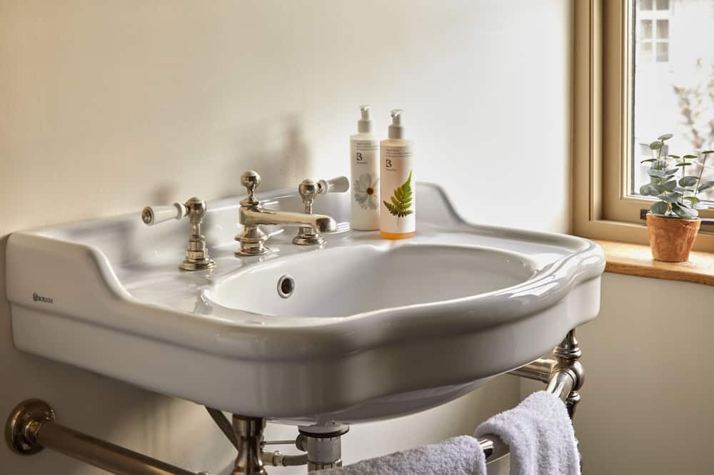 Photo of Bathroom in Edington