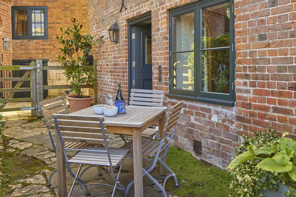 Photo of Outdoor in Edington